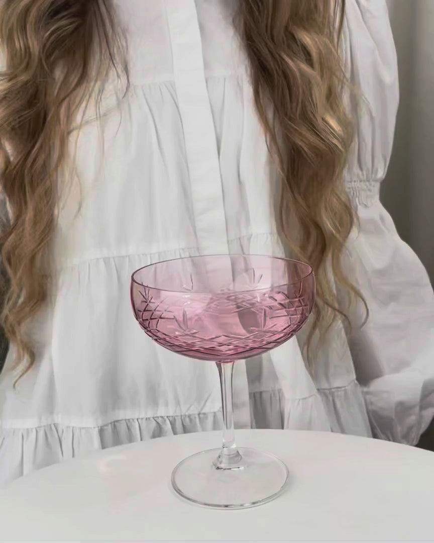 FREDERIK BAGGER – Crispy Gatsby Champagneglas (Pink) + Design Small Talk (Copy)